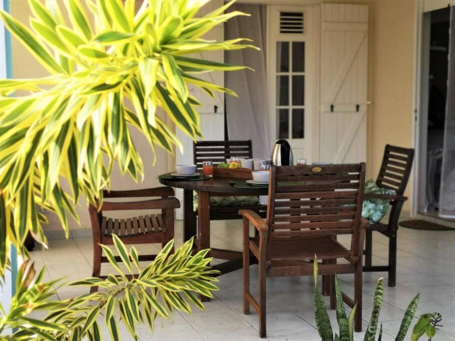 Villa Oneway, Piscine Privee, Classee 3 Etoiles Sainte-Rose Ngoại thất bức ảnh