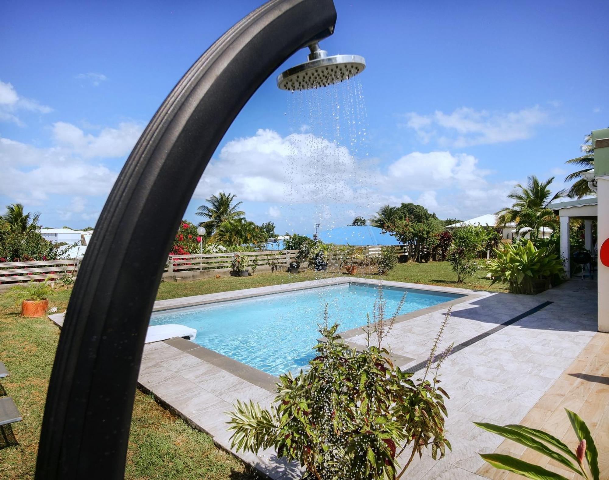 Villa Oneway, Piscine Privee, Classee 3 Etoiles Sainte-Rose Ngoại thất bức ảnh
