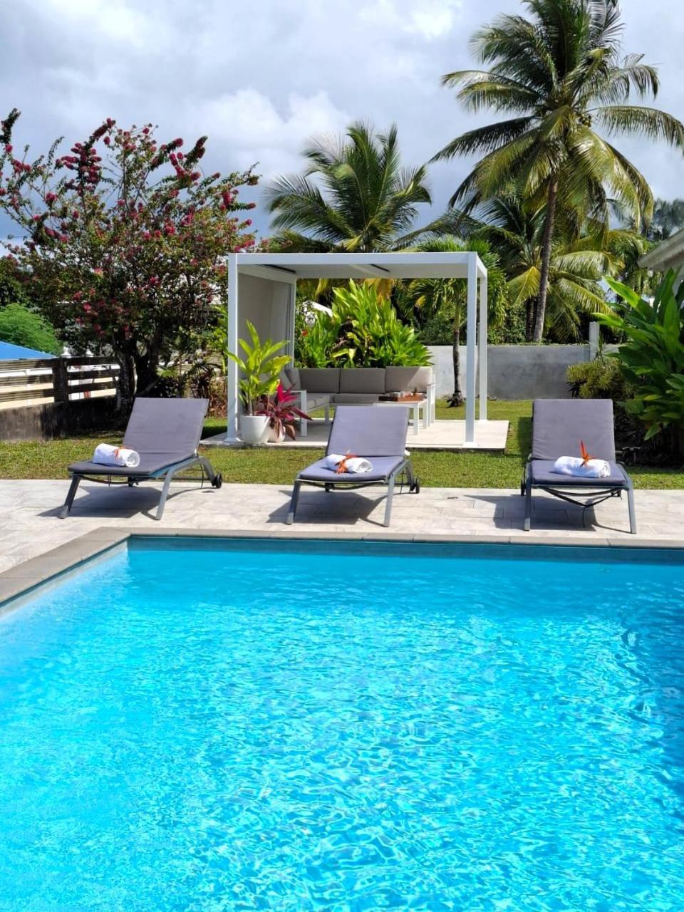 Villa Oneway, Piscine Privee, Classee 3 Etoiles Sainte-Rose Ngoại thất bức ảnh